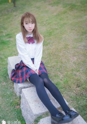 男女一边摸一边做爽爽电视