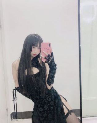 年轻的母亲播放